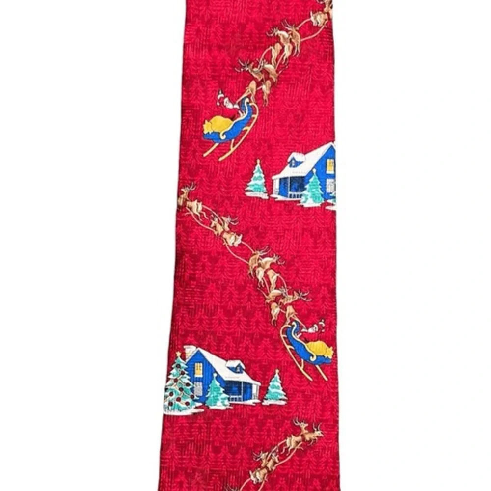 CLAYBROOKE Christmas tie imported 100% silk made‎ in the USA red blue green